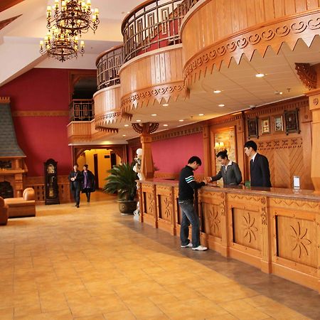 Harbin Volga Manor Hotel Экстерьер фото